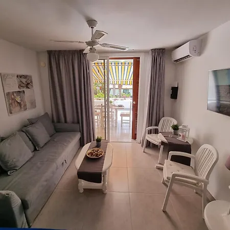 First Sealine Studio No 2 Close To And Sea, Terrace, Heated Pool, Wifi Διαμέρισμα *