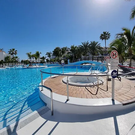 First Sealine Studio No 2 Close To And Sea, Terrace, Heated Pool, Wifi Playa de las Americas (Tenerife)
