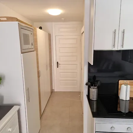 Apartament First Sealine Studio No 2 Close To And Sea, Terrace, Heated Pool, Wifi