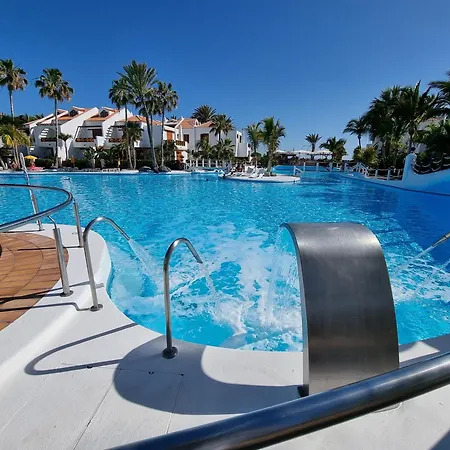 First Sealine Studio No 2 Close To And Sea, Terrace, Heated Pool, Wifi Apartament *