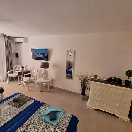 Apartament First Sealine Studio No 2 Close To And Sea, Terrace, Heated Pool, Wifi *
