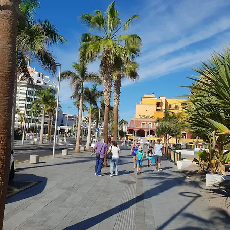 First Sealine Studio No 2 Close To And Sea, Terrace, Heated Pool, Wifi Playa de las Americas (Tenerife)