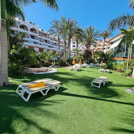 First Sealine Studio No 2 Close To And Sea, Terrace, Heated Pool, Wifi Apartament